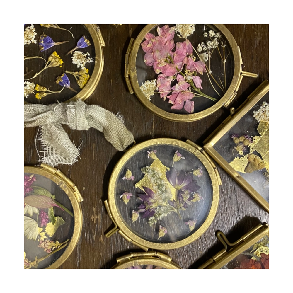 Mini Pressed Flower Circular Frames