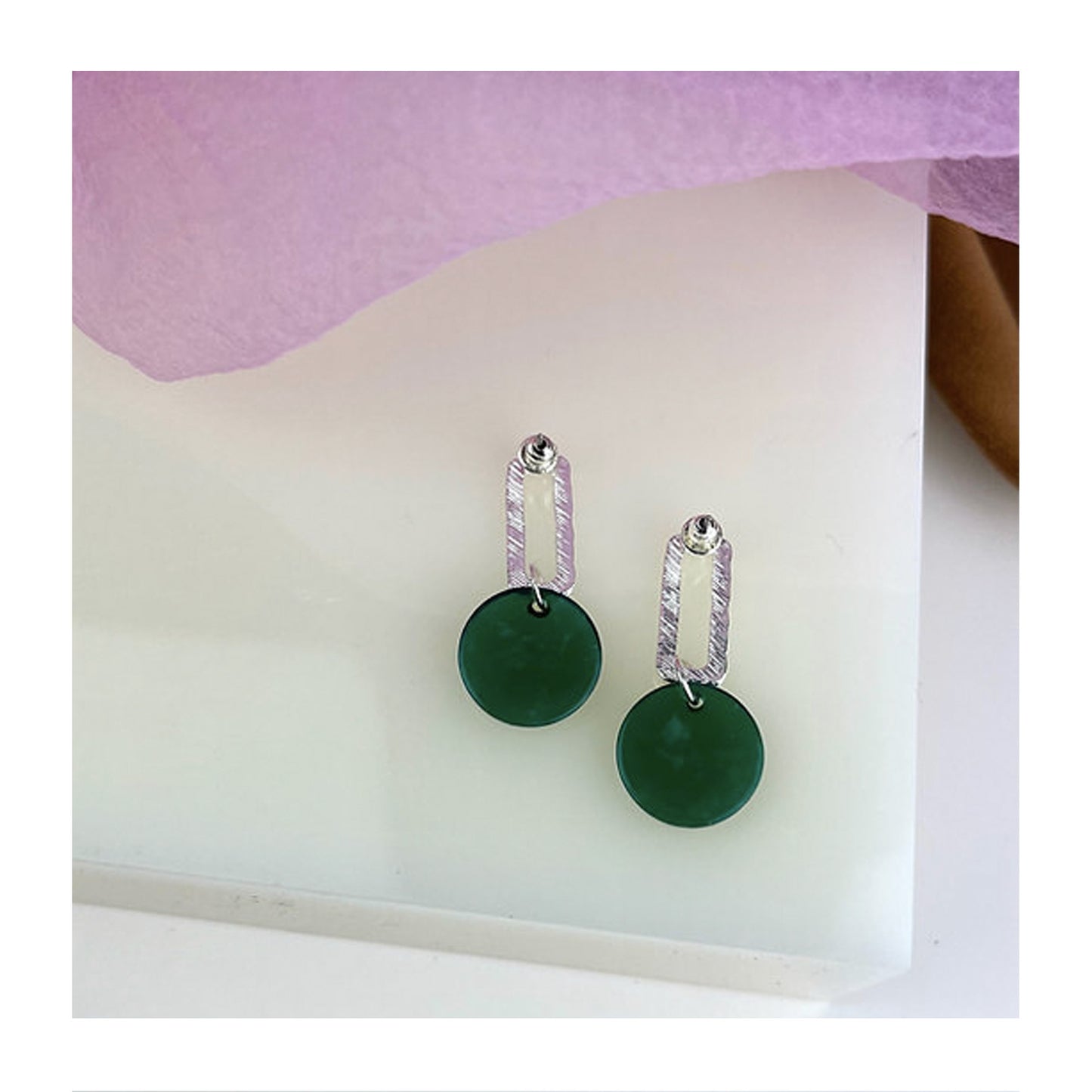 Hammered Silver Green Disc Stud Earrings