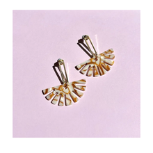  Marble Ochre Sun Baton Studs