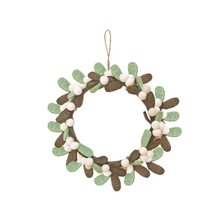  Mistletoe Wreath