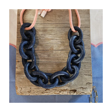  Chunky Link Necklace