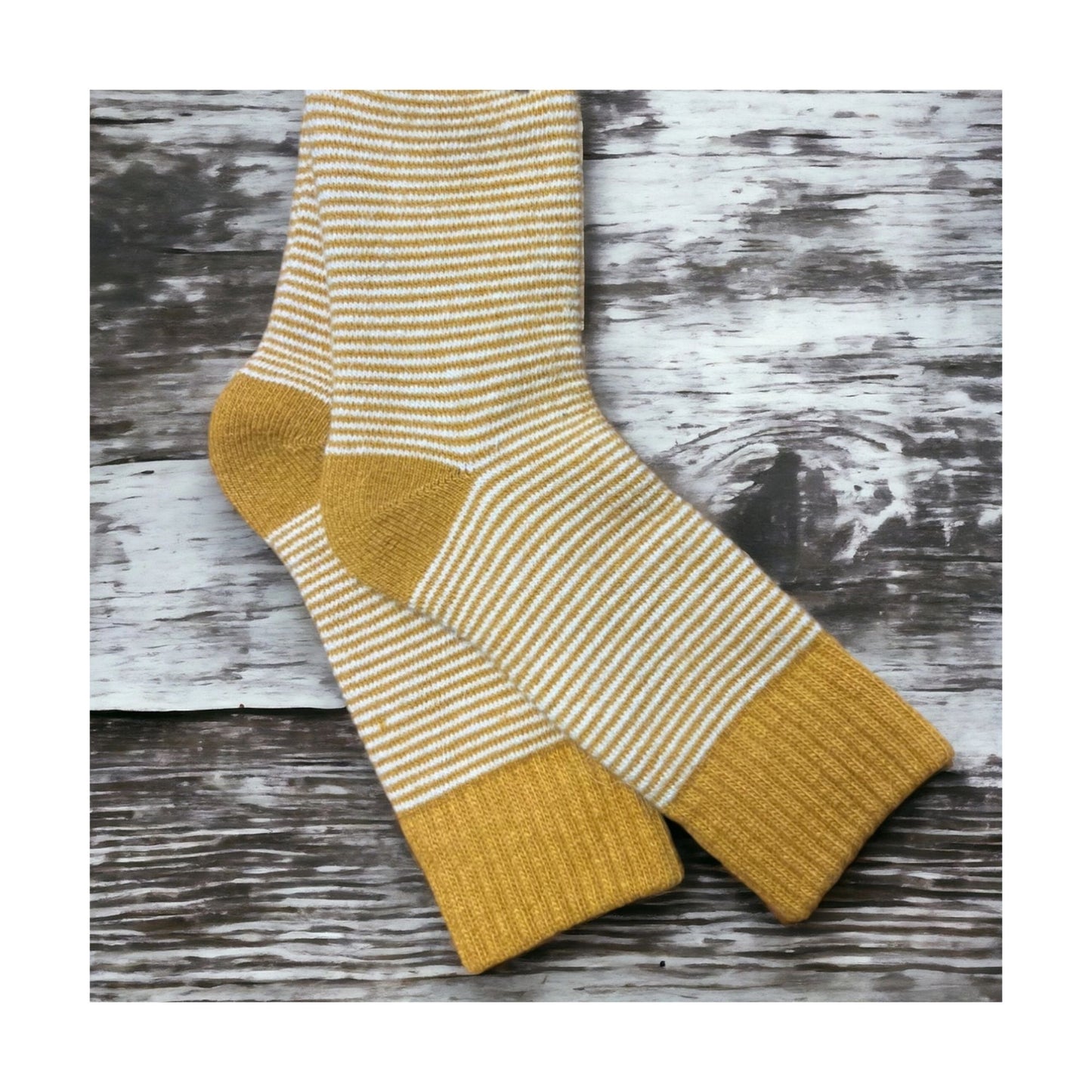 Gold Stripe Ribbed Socks