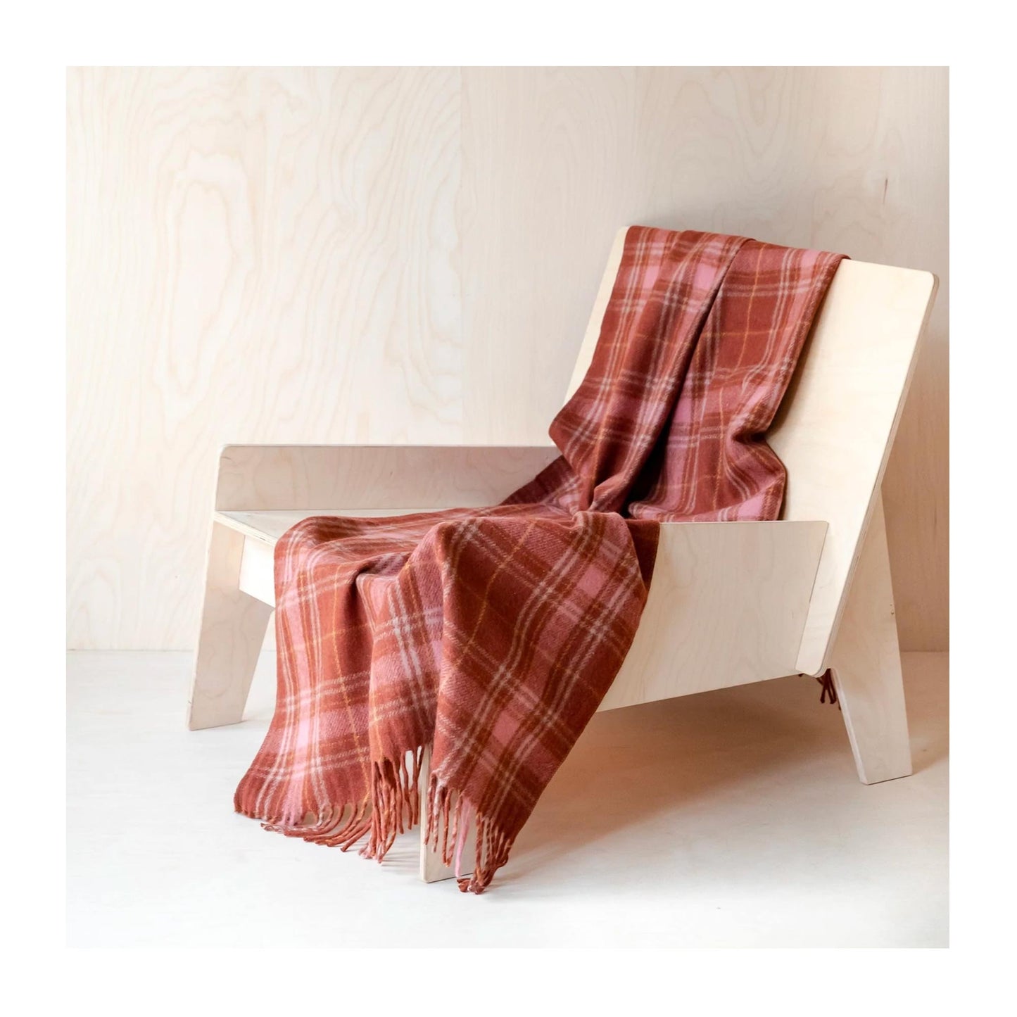 Walnut Shadow Check Knee Blanket